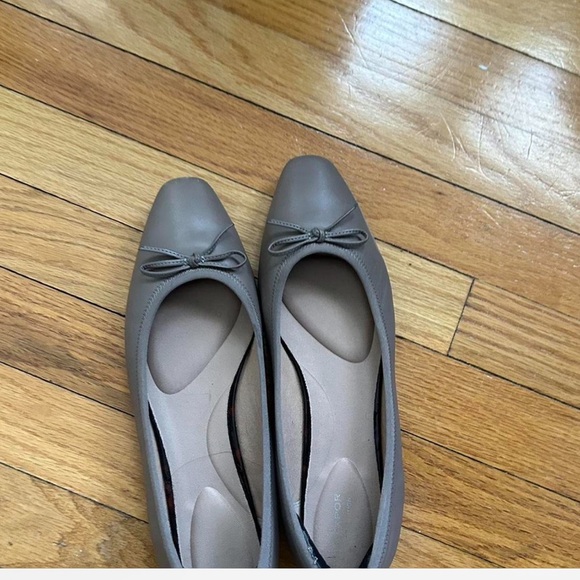 COQUETTE BALLET FLATS SIZE 9 - Picture 2 of 2